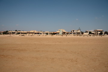 Case sulla spiaggia, abusivismo, sicilia, donnalucata