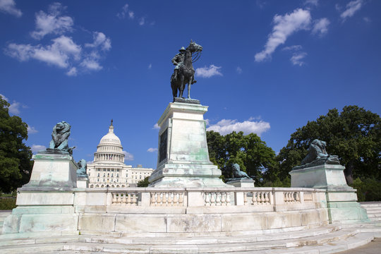 Ulysses S Grant statue and capitol building in Washington