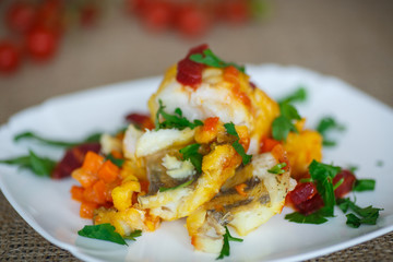 perch fillet braised with vegetables