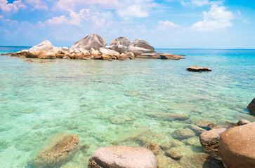 Fototapeta premium Sunny Rocks Rocky Bay