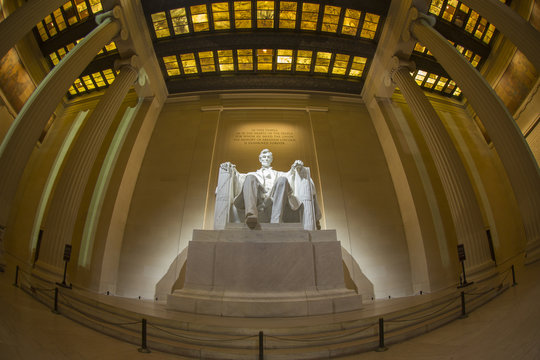 Abraham Lincoln statue, Lincoln memorial