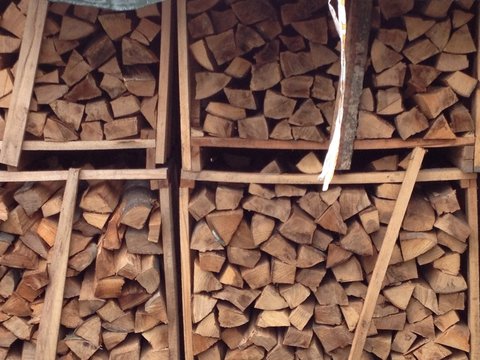 Brennholz für den Winter