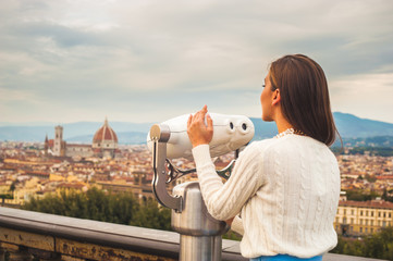 Beautiful fashion woman impressed panorama view Florence. - obrazy, fototapety, plakaty