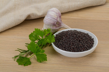 Black mustard seeds