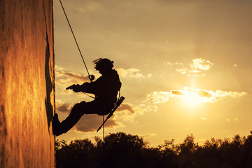 FRIES combat rappeling
