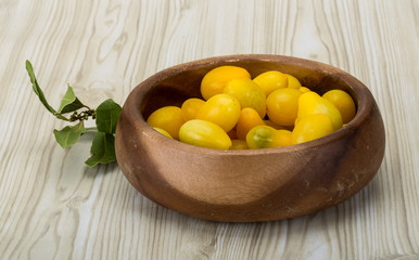 Yellow cherry tomatoes