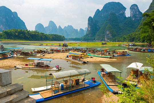 Fototapeta Boote am Li-Jiang