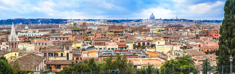 Fototapeta na wymiar Italy. Rome. Rome skyline. Panorama