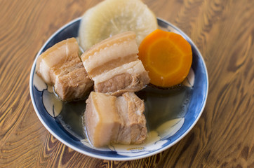 豚肉の煮つけ