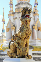 Obraz premium Singha statue in Thai temple.