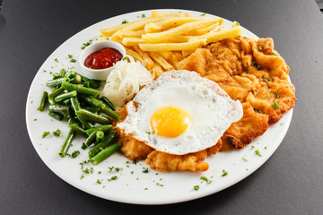 meat with french fries