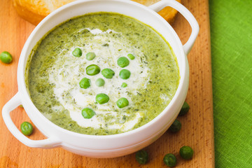 peas cream soup