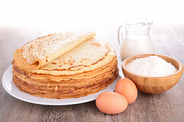 crepe and ingredient