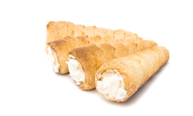 puff rolls with cream