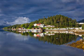 Fototapeta na wymiar Norway - Fjord reflection