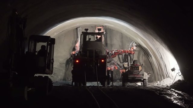 Bauarbeiten am Brennerbasistunnel BBT 2014 Teil 1