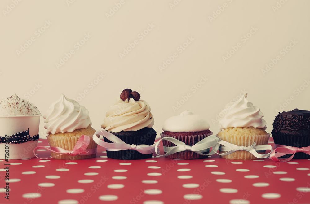 Sticker cupcakes with ribbons