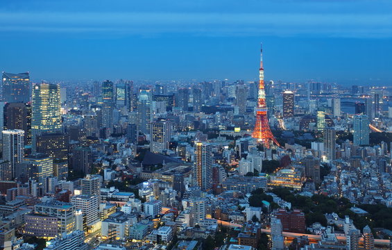 View of Tokyo city and Tokyo Tower in evening