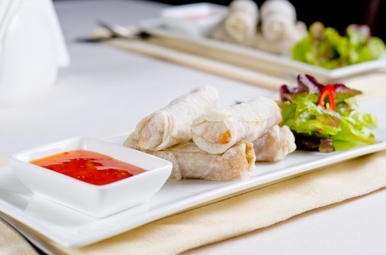 Gourmet Spring Rolls Main Entree with Sauce