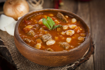 Hot turkish bean stew with a tasty tomato sauce.