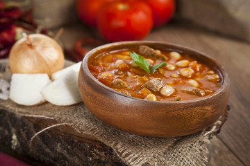 Hot turkish bean stew with a tasty tomato sauce.