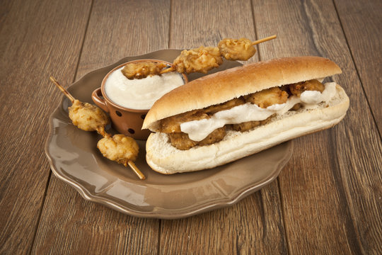 Turkish chop Fried mussels / Midye Tava sandwich