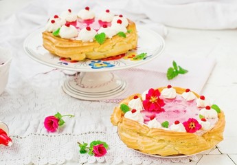 tart  with cottage cheese, cowberry and cream