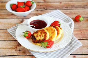 cottage cheese pancakes with jam and berries