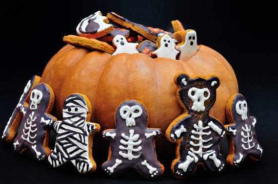 Halloween Gingerbread and Pumpkin