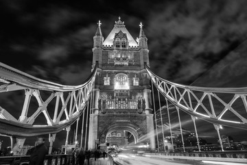 Tower Bridge N&B à Londres