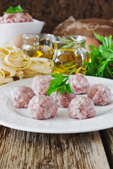 balls of minced meat