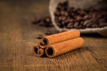 cinnamon sticks