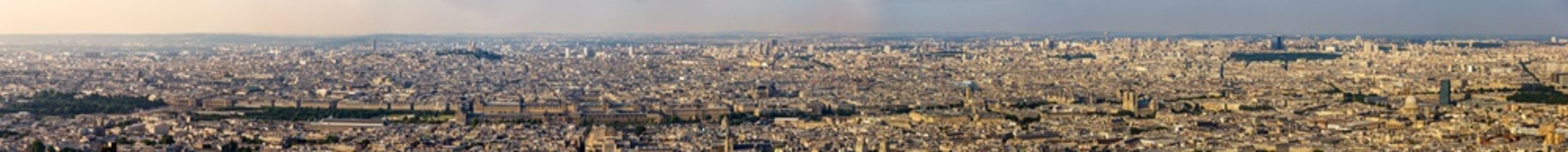Obraz premium Panorama of the centre of Paris from the Maine-Montparnasse