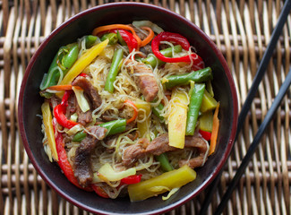 glass noodles with vegetables and beef