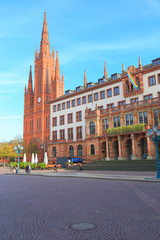 Fototapeta na wymiar Wiesbaden (Neues Rathaus, Marktkirche) - Oktober 2014