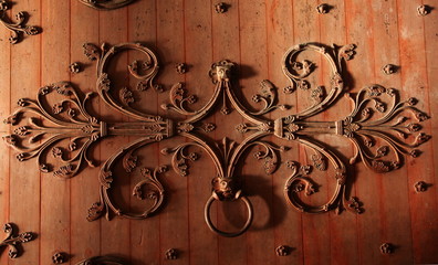 Portail du narthex de la basilique de V&eacute;zelay : d&eacute;tail