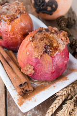 Baked apples