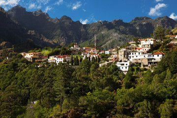 Fototapeta premium Small village located in the mountains