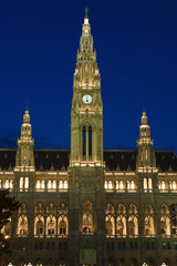 Fototapeta na wymiar City hall in Vienna at night, Austria