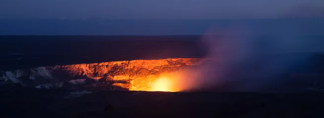 Schapenvacht deken met foto Vulkaan Halemaumau-krater