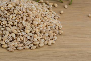 Raw pearl barley