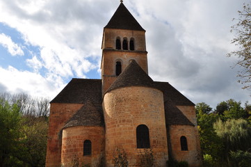 Fototapeta na wymiar église fortifiée