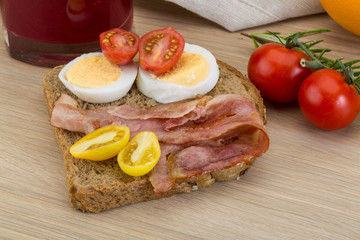 Bacon sandwich