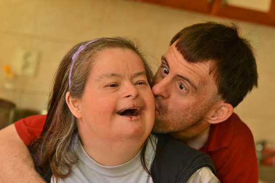 couple with down syndrome