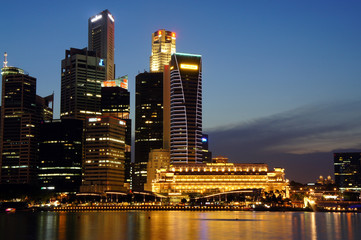 Obraz na płótnie Canvas Singapore Cityscape at night , Singapore - 30 July 2011