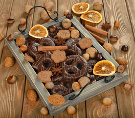 Chocolate gingerbread and nuts