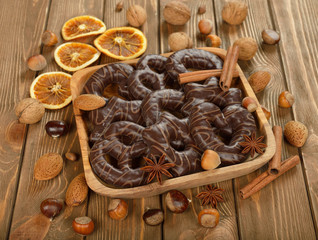 Chocolate gingerbread and nuts