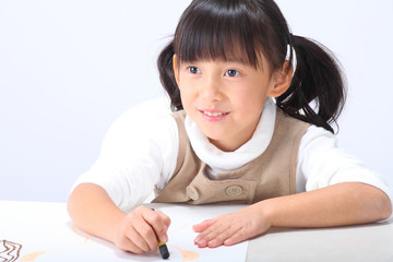 Naklejka premium 絵を描く女の子