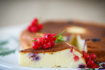 curd pudding with berries