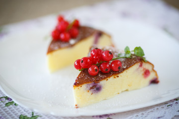 curd pudding with berries